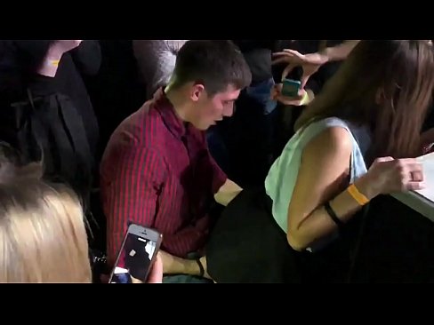 ❤️ sex tūturu i roto i te nightclub Russian. 18-tau-tawhito Russian kotiro i roto i te nono me te tara fucked i roto i te nightclub ️❌ Karekau Nui i porn mi.xxxtun.ru ﹏