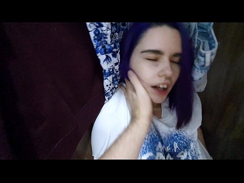 ❤️ I kitea taku tuahine i roto i te kaapata ka awhina ia ia ki te cum ️❌ Karekau Nui i porn mi.xxxtun.ru ﹏